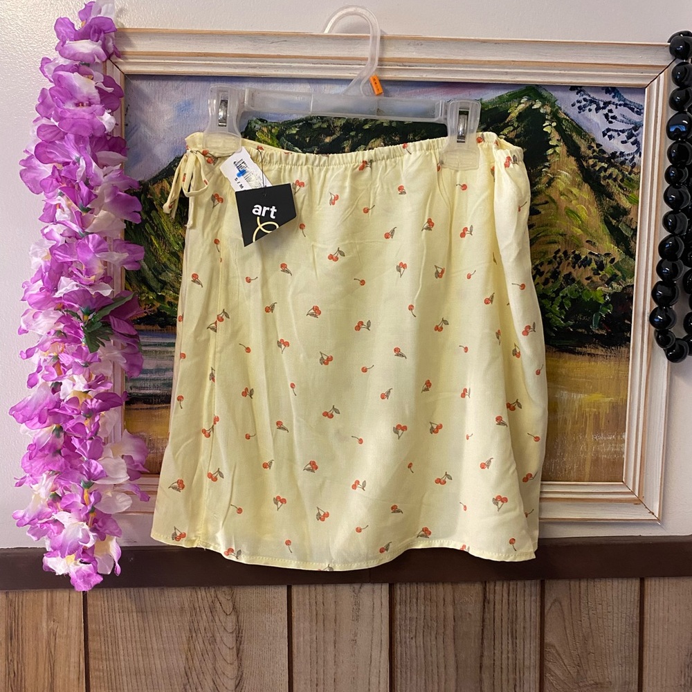 NWT Yellow Mini Skirt